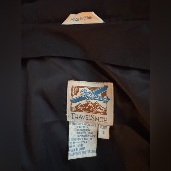 TravelSmith Women's Black Trench Coat. Size PS - Picture 7 of 9